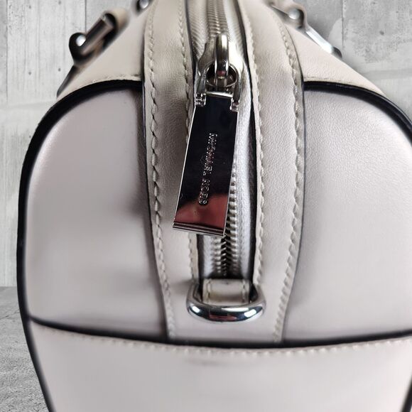 Michael Kors Mercer Medium Duffel Satchel White Center Stripe Leather Bag - Picture 14 of 16